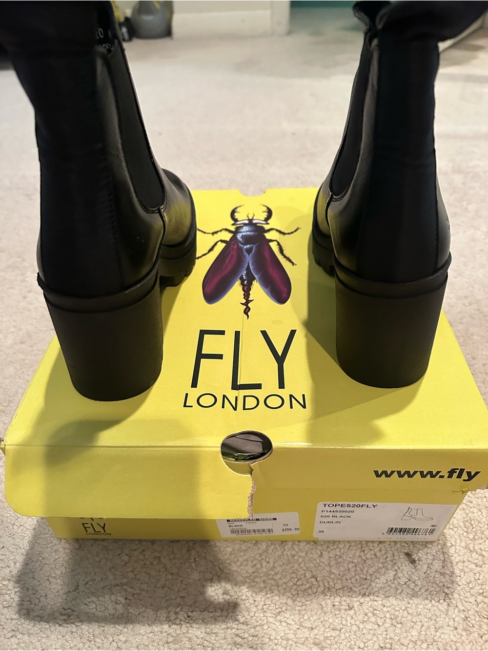Fly London new with tags and box Dublin black boots size 38